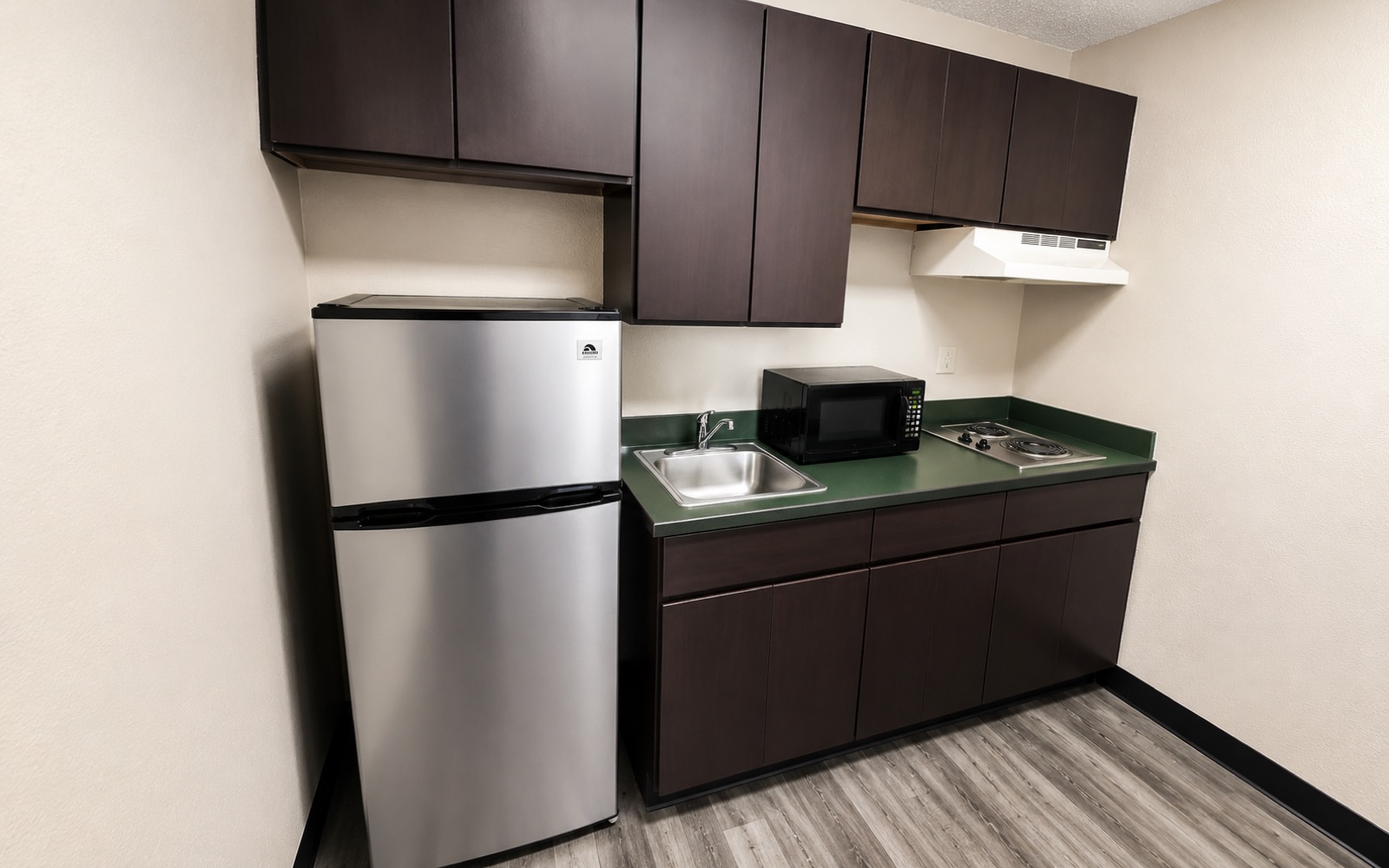 Studio Lodge Augusta kitchenette