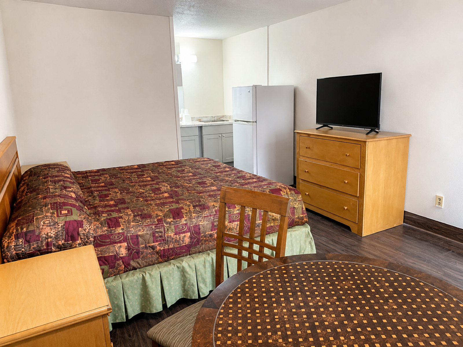 Studio Lodge of Macon studio room