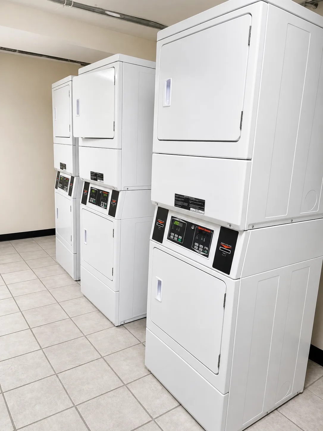 Budgetel Columbus guest laundry dryers